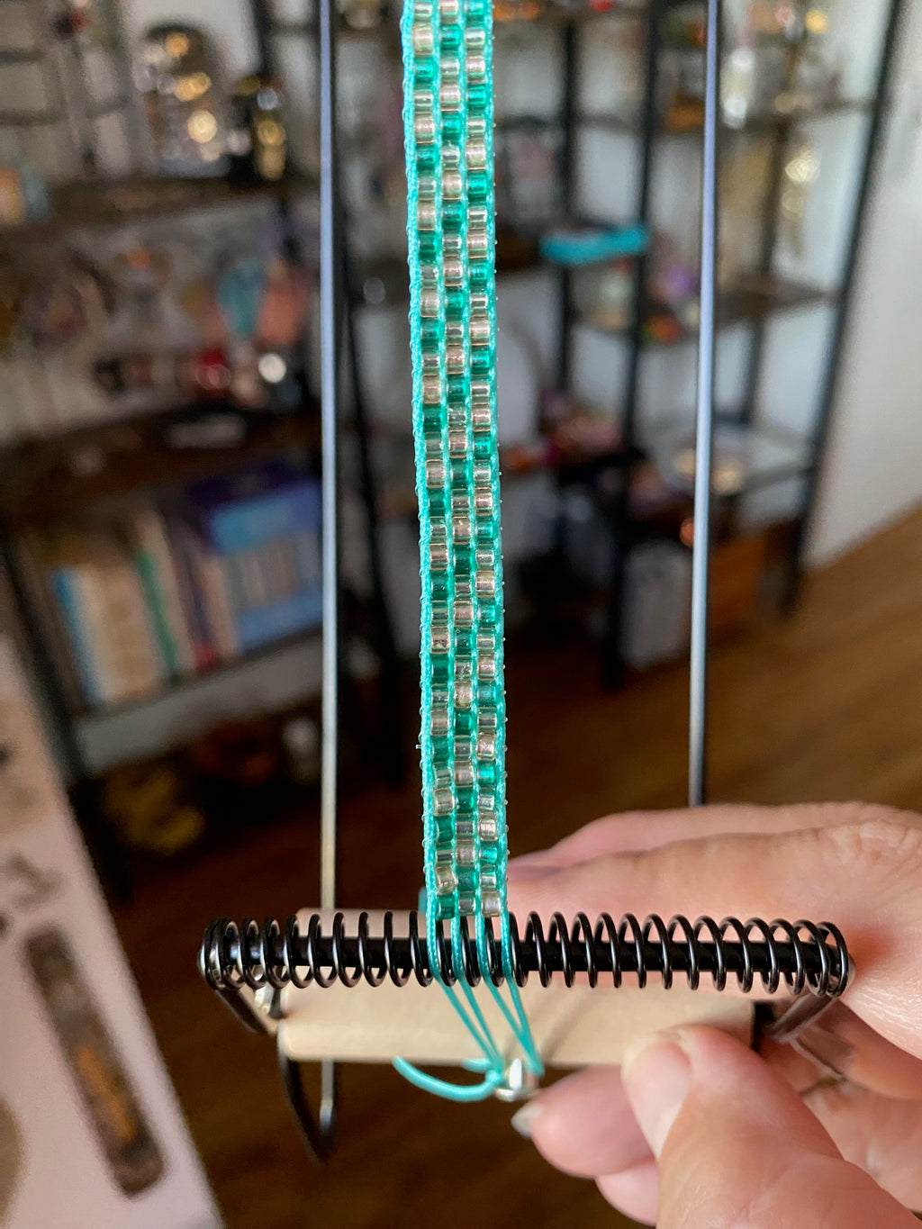 Bracelet argenté perles tissées turquoise - Création pièce unique