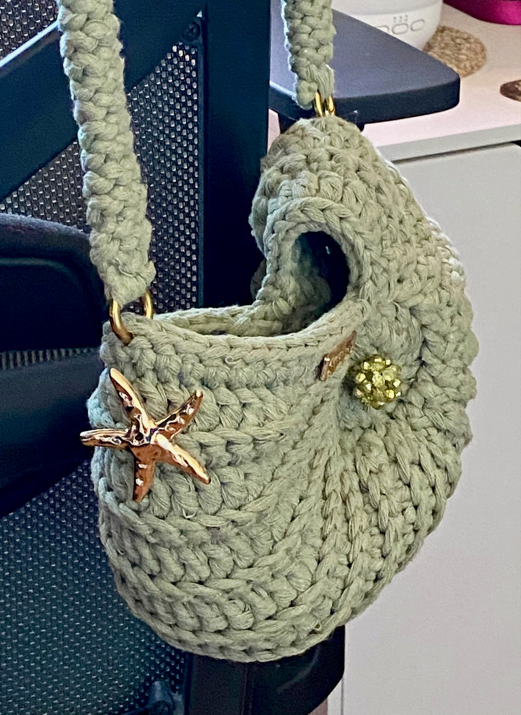 Sac coquillage crocheté kaki clair - Fait main - Pièce unique